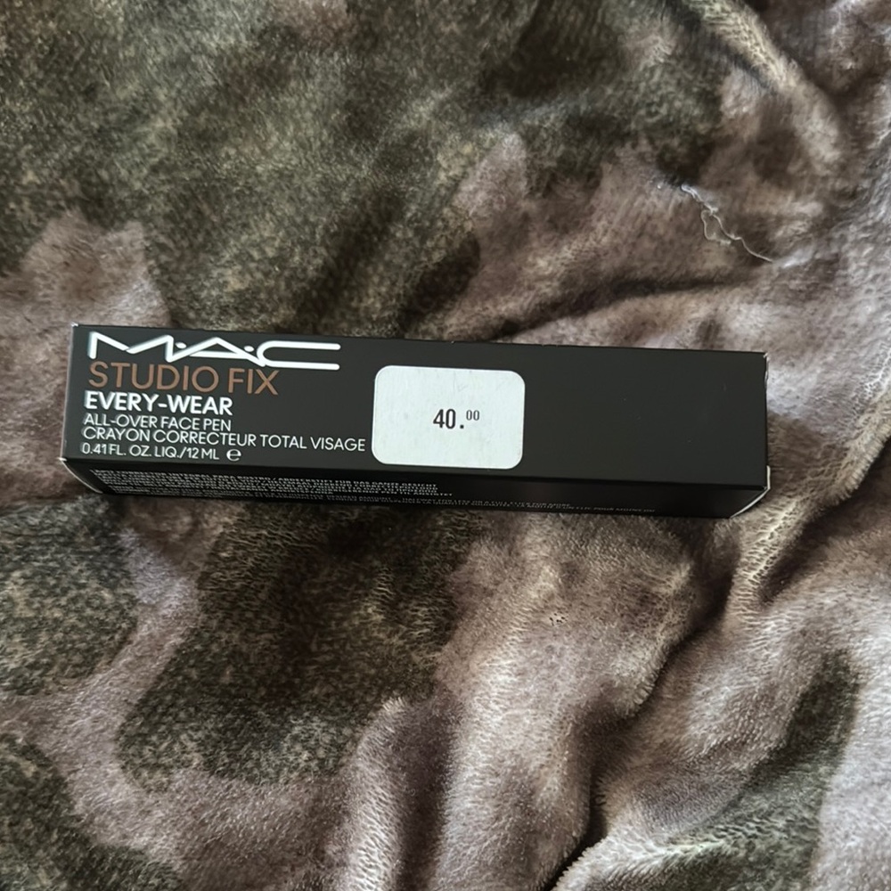 MAC Studio Fix Every-Wear Concealer